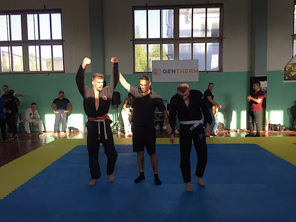Луцькі спортсмени вибороли «золото» і «срібло» на чемпіонаті з джиу-джитсу (фото)