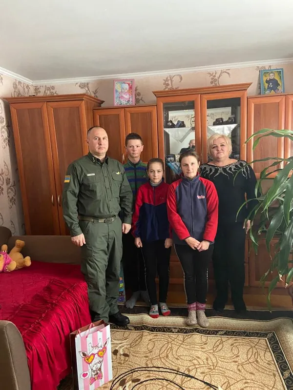 На Волині сім'ї загиблих прикордонників привітали з новорічно-різдвяними святами (фото)