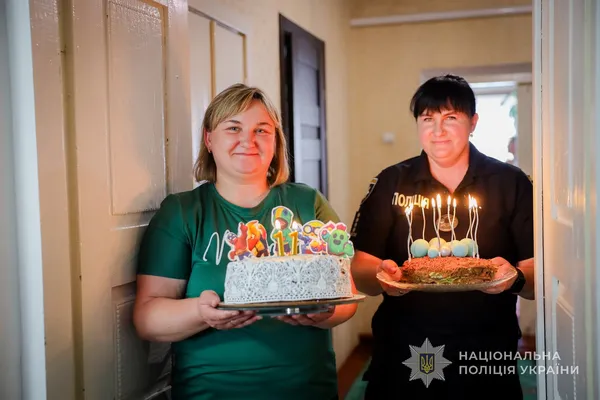 Волинські поліцейські зворушливо привітали з Днем народження сина загиблого побратима (фото)