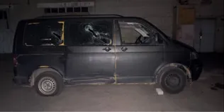У Луцьку 30 людей розтрощили авто ТЦК та побили двох військових (фото)