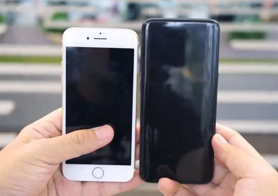 Блогер із Луцька «підпалив» iPhone 7 і Samsung Galaxy S8 (відео)