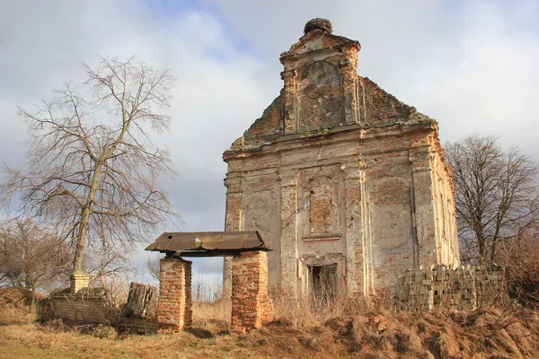 Церква, де молилася Леся, та Яловичівські крутосхили: найгарніші місця біля Луцька (фото)