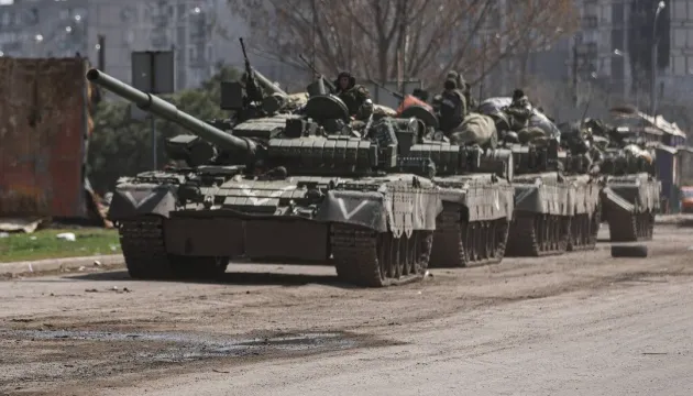 На Авдіївському та Бахмутському напрямках ворог продовжує наступальні дії, – Генштаб