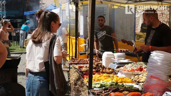 Як минув другий день фудфесту у Луцьку (фото)
