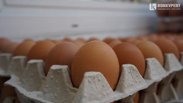 Яйця, олія і свинина: огляд актуальних цін на «варшавському» ринку (фото)
