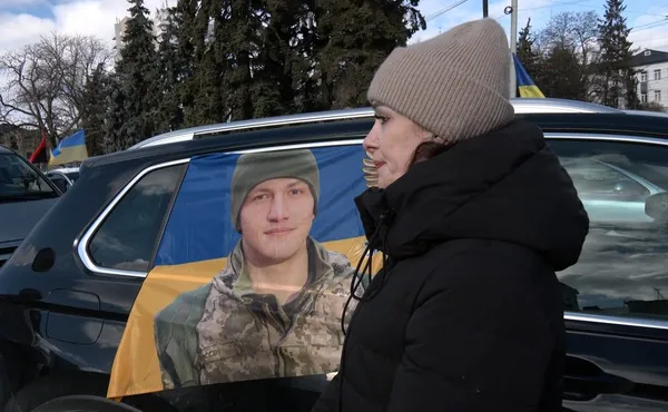 У Луцьку провели масштабний автопробіг на підтримку полонених (фото)