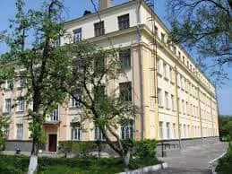 Гриневич не пустили у львівську школу: вимагали дозвіл