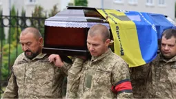 У Луцьку в останню дорогу провели Героя Валерія Васейчука (фото)