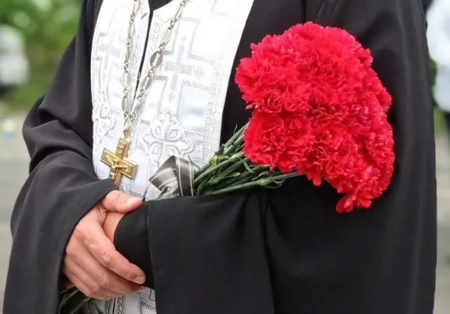 «Я кохав», – луцький священник про спокуси, війну та шлях до Бога (фото, відео)