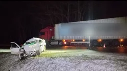 Вантажівку волинянина протаранила BMW – 21-річний водій загинув на місці (фото)