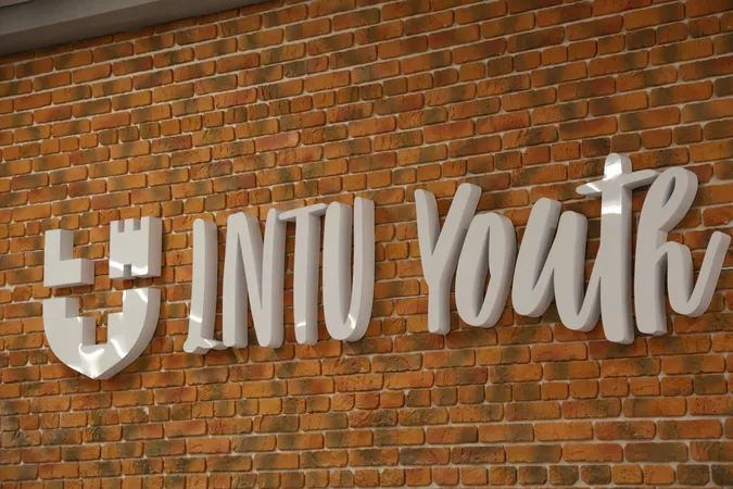 У луцькому виші вперше в Україні відкрили молодіжний центр Youth HUB (фото)