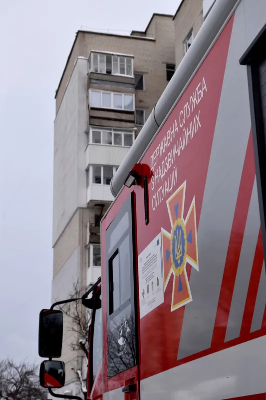 Не може проїхати пожежне авто: у Луцьку демонтували обмежувачі руху (фото)