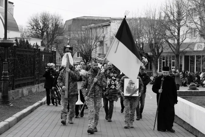 У Луцькій громаді поховали Героя Дмитра Струка