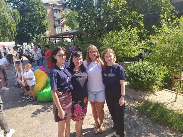 У Чернігові фестиваль CheTwinsFest 2021 зібрав 85 пар близнюків та двійнят (фото)