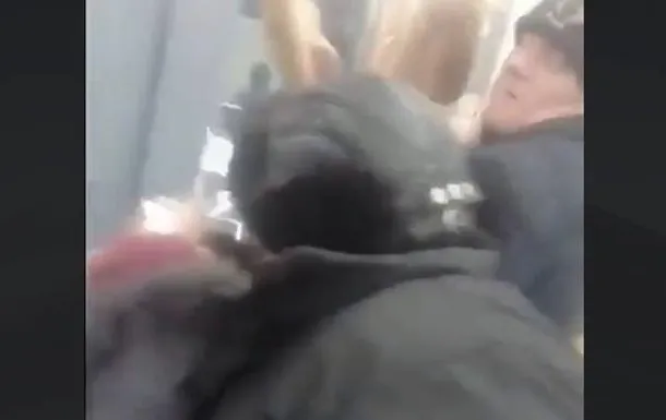 На Запоріжжі люди побилися через дешевий хліб (відео)