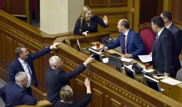 8 законопроектів фінансового сектору, які отримали підтримку в Раді