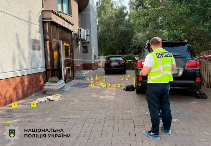 У Києві розстріляли директора репродуктивної клініки: 20 пострілів впритул (фото 18+)