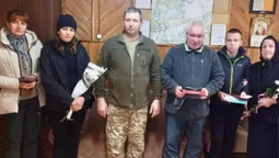На Волині рідним Героїв вручили нагороди (фото)