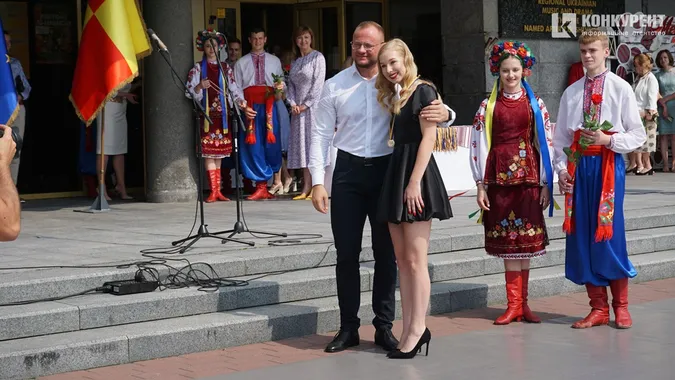 У Луцьку нагородили медалістів: як все було (дуже багато фото)