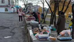 У Нововолинську замість стихійного ринку облаштують сучасний майданчик для торгівлі (фото)