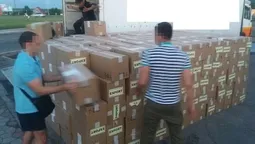 Дорогою на Волинь затримали фуру, яка везла півмільйона пачок сигарет (фото)