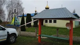 На Волині вандали вночі пошкодили паркан біля храму (фото)