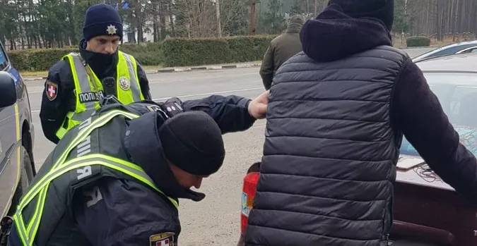 На Волині зловили «кур'єра», який перевозив заборонені пігулки (фото)