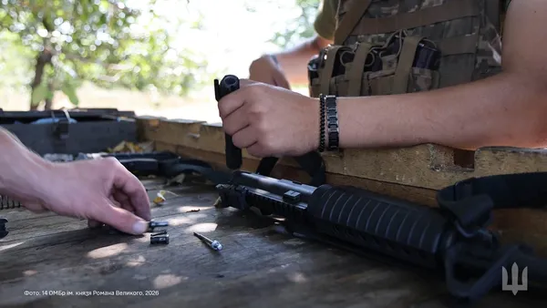 Замість студентських аудиторій – окопи: юнаки з Волині та Тернопільщини уклали контракти з Князівською бригадою (фото)