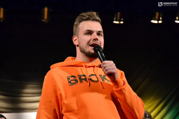 «Як не ми, то хто?»: оголосили переможців студентської «Ліги сміху Волинь» (фото)