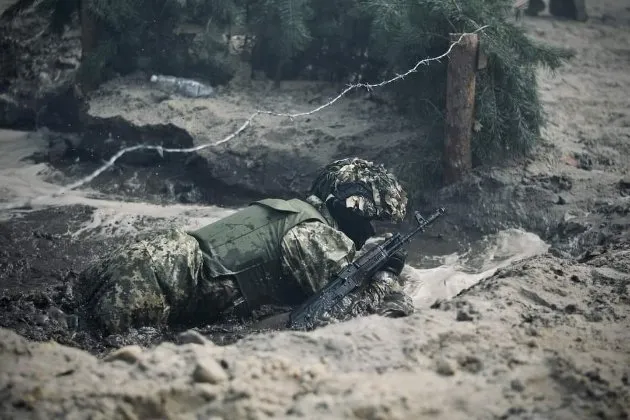 Близько 235 020 окупантів, 4089 танків, 4385 артсистем: втрати ворога на 11 липня