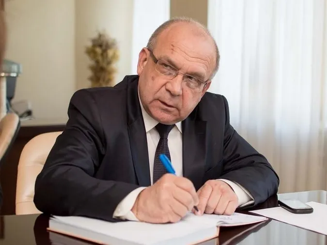 Гунчик показав свою зарплату