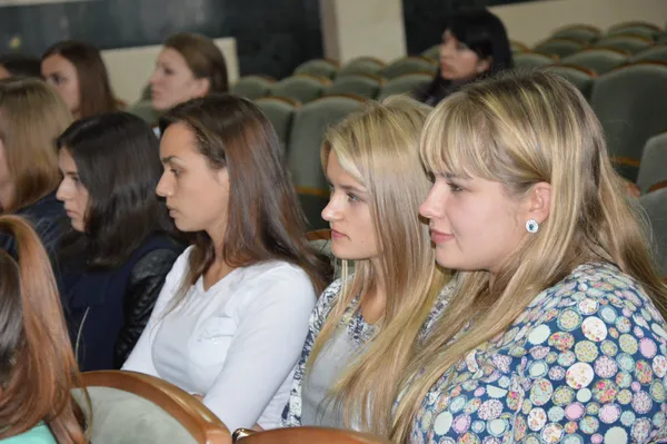 Студентам розповіли про те, як наркотики руйнують життя
