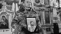 Луцька громада попрощалася із померлим від поранень Романом Мельничуком (фото)