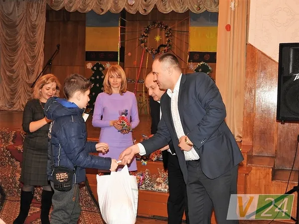 Представники малозабезпечених родин отримали продуктові набори