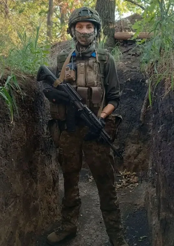 «Доповз до мертвих побратимів і чекав кінця»: захисник з Волині втратив обидві ноги та пережив клінічну смерть