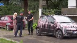 На Волині священнику облили фарбою автомобіль (відео)