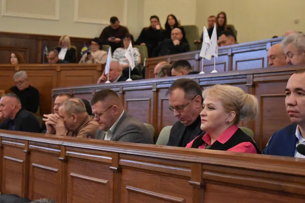 Голова Волинської ОВА Іван Рудницький представив облраді План перемоги президента Зеленського (фото)