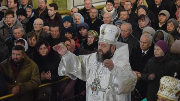 Чим багаті очільники церков на Волині