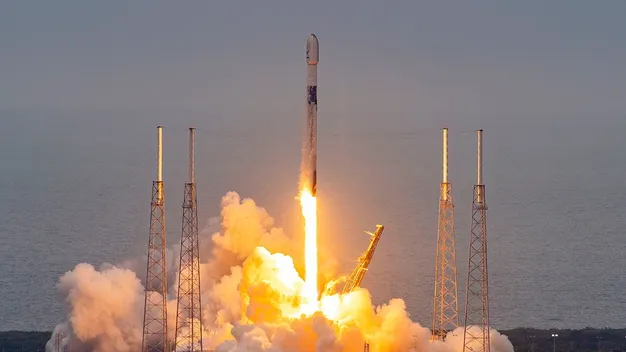 SpaceX вивела на орбіту два супутники зв'язку люксембурзької компанії (відео)