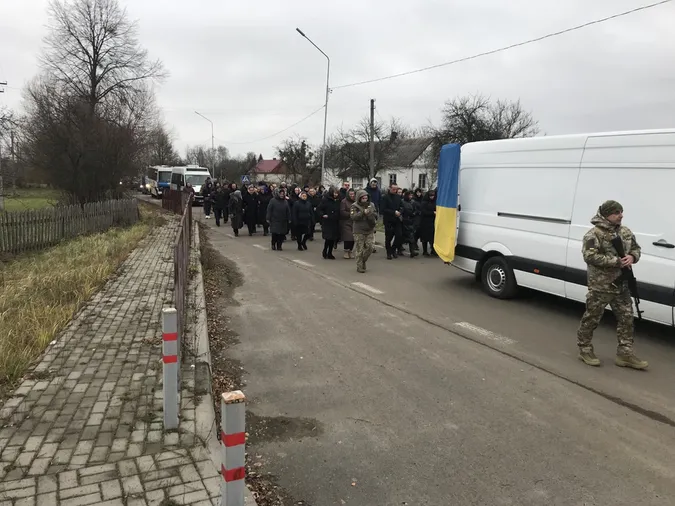 На Волині попрощалися із Героєм Андрієм Шоломом (фото)