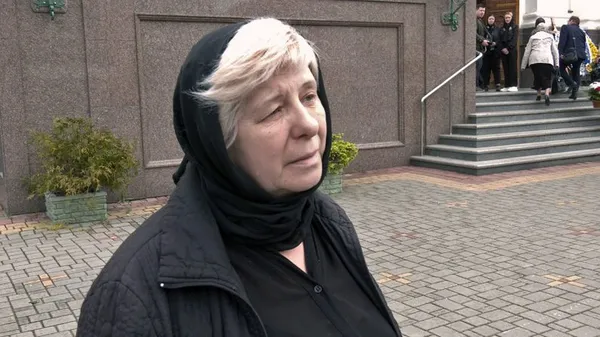 У Луцьку попрощалися з полеглими на війні бійцями Віталієм Шевчуком і Тарасом Михном (відео)