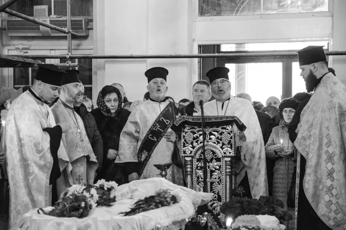 Луцьк плаче: місто прощалося з загиблими Героями
