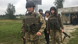 Губернатор Волині стріляє з "калаша" (фото, відео)