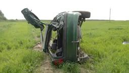 У Володимир-Волинському районі авто злетіло в кювет (фото)