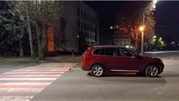 У Луцьку BMW збила двох людей на переході біля «Авангарду» (фото)