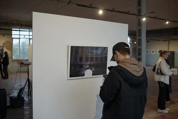 Мистецтво війни: у Луцьку презентували фотовиставку «Візуальна історія Миколаєва» (фото)