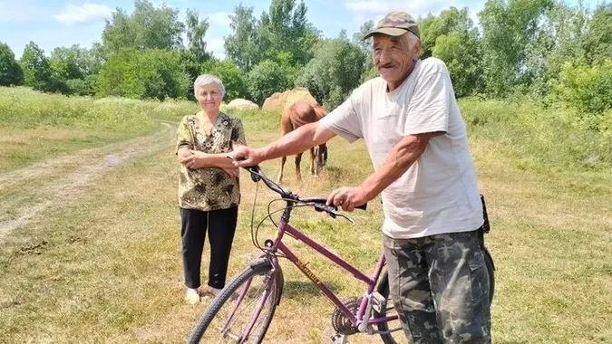 14 соток городу, корова Кнопка і двоє синів на війні: історія родини з Волині (фото)