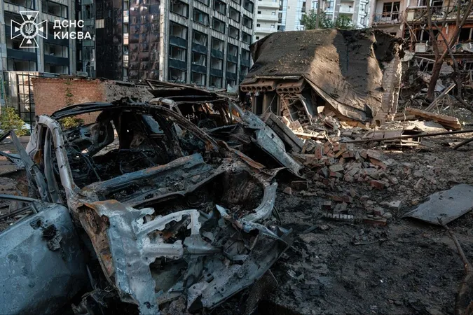 10 загиблих та понад пів сотні поранених: що відомо про наслідки ворожої атаки на Київ