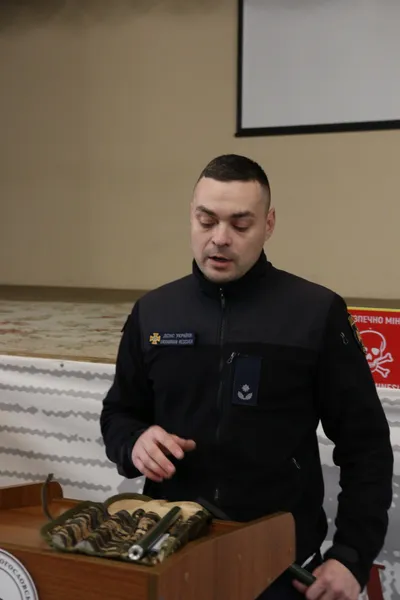 У волинську богословську академію принесли міни: для чого