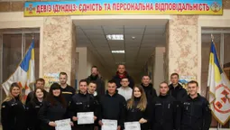 Волинські рятувальники навчилися управляти безпілотниками (фото)